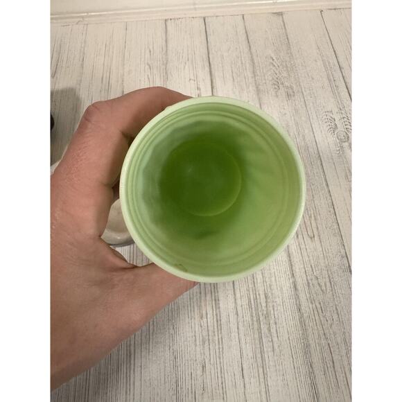 Vintage Jadite Ribbed Sugar Jar Pour Table Top Dispenser Stainless Flip Top Lid - Picture 10 of 10